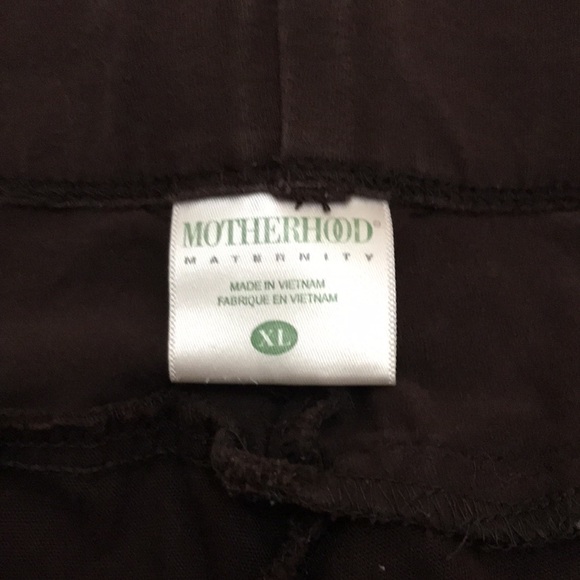 Motherhood Maternity Capri pants - Picture 6 of 6